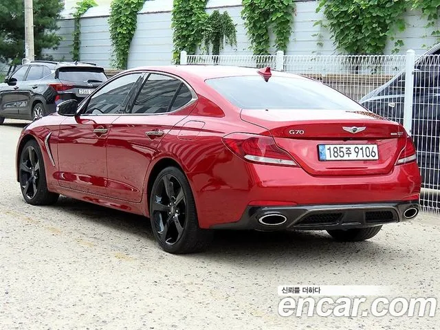Genesis G70 2019 thumb 3