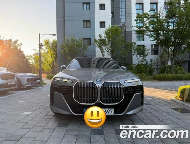 BMW 7 серии 2023 thumb 3