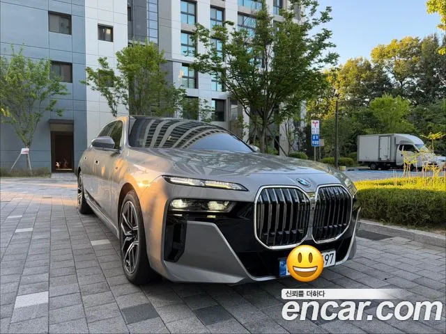 BMW 7 серии 2023 thumb 4