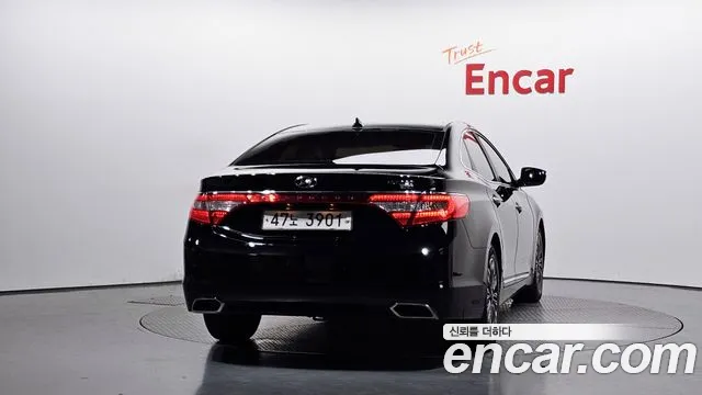 Hyundai Grandeur 2015 thumb 4