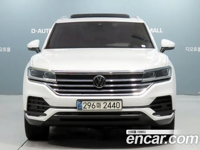 Volkswagen Touareg 2020 thumb 3
