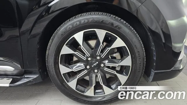 Kia Carnival 2023 thumb 5