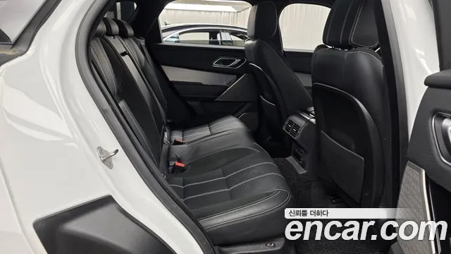 Land Rover Range Rover Velar 2020 thumb 12