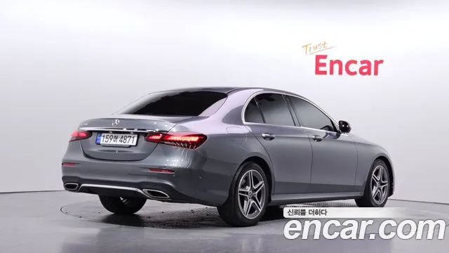 Mercedes-Benz E-Класс 2022 thumb 2