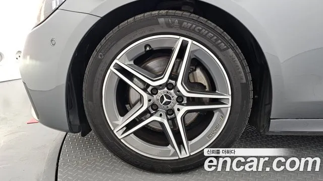Mercedes-Benz E-Класс 2022 thumb 5