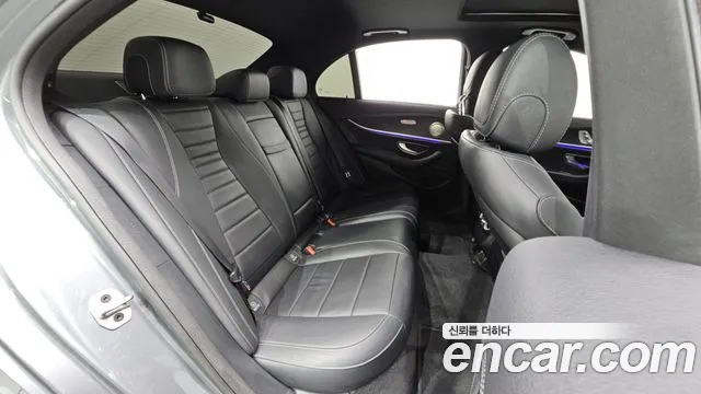 Mercedes-Benz E-Класс 2022 thumb 11