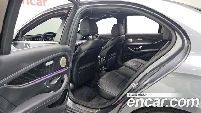 Mercedes-Benz E-Класс 2022 thumb 12