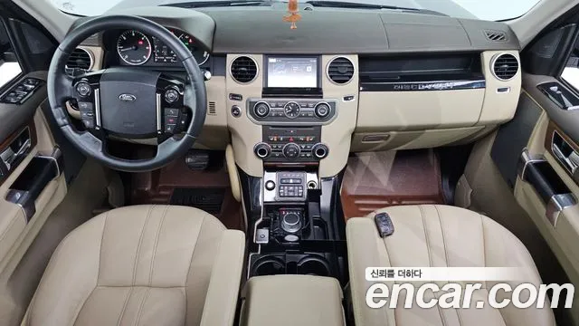 Land Rover Discovery 2016 thumb 7