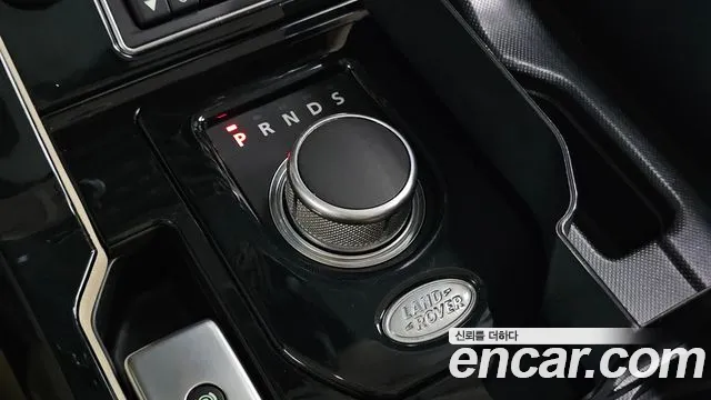 Land Rover Discovery 2016 thumb 9
