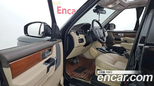 Land Rover Discovery 2016 thumb 10