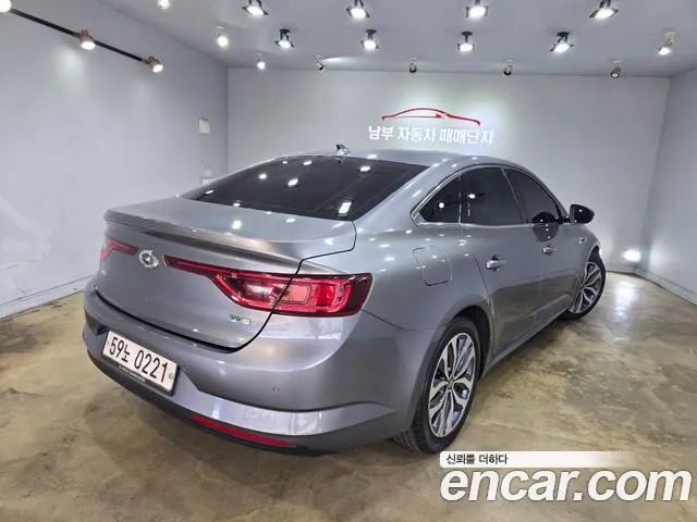 Renault Megane 2016 thumb 3