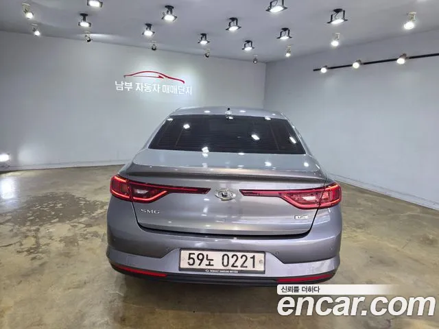 Renault Megane 2016 thumb 4
