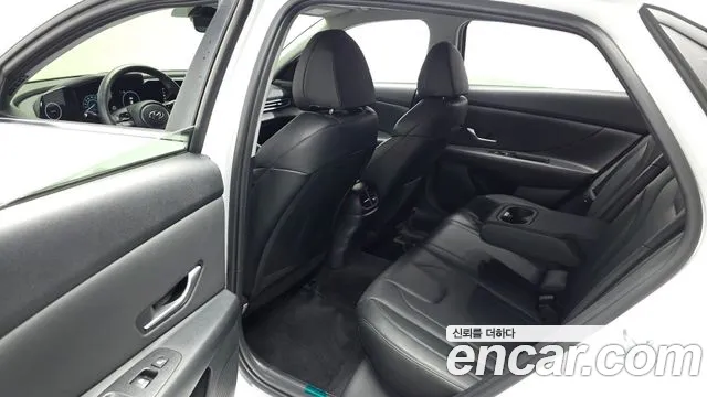 Hyundai Avante 2022 thumb 12