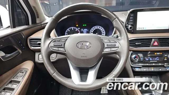 Hyundai Santa Fe 2018 thumb 12
