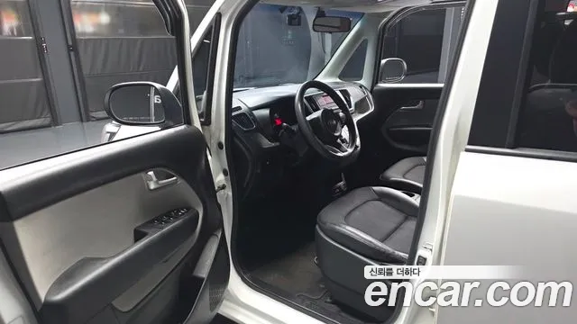 Kia Ray 2019 thumb 10