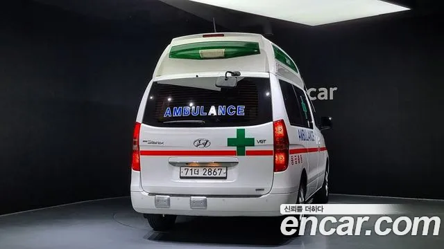 Hyundai Starex 2017 thumb 4