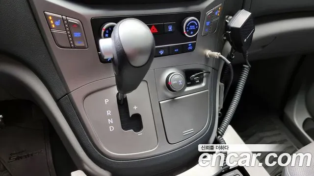 Hyundai Starex 2017 thumb 9