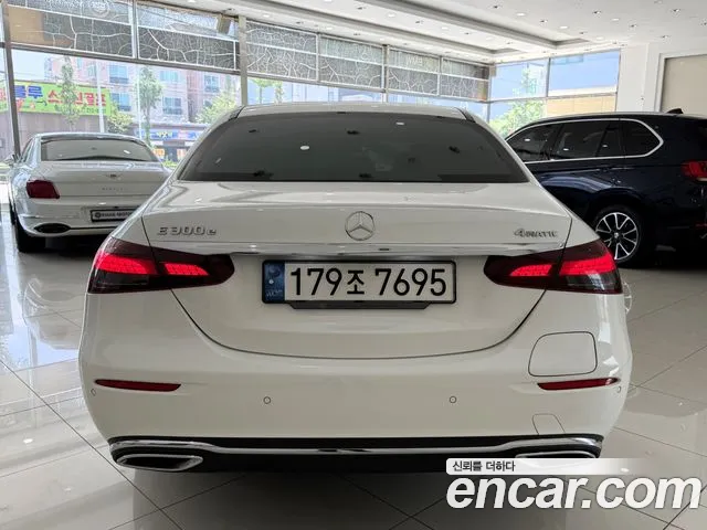 Mercedes-Benz E-Класс 2021 thumb 4