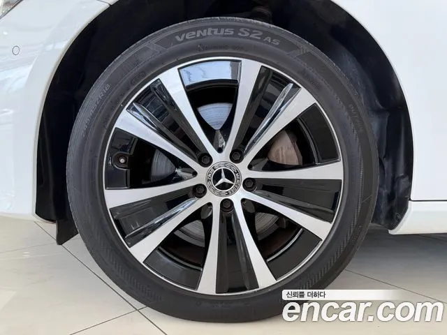 Mercedes-Benz E-Класс 2021 thumb 5