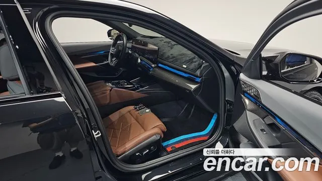 BMW i5 2025 thumb 10