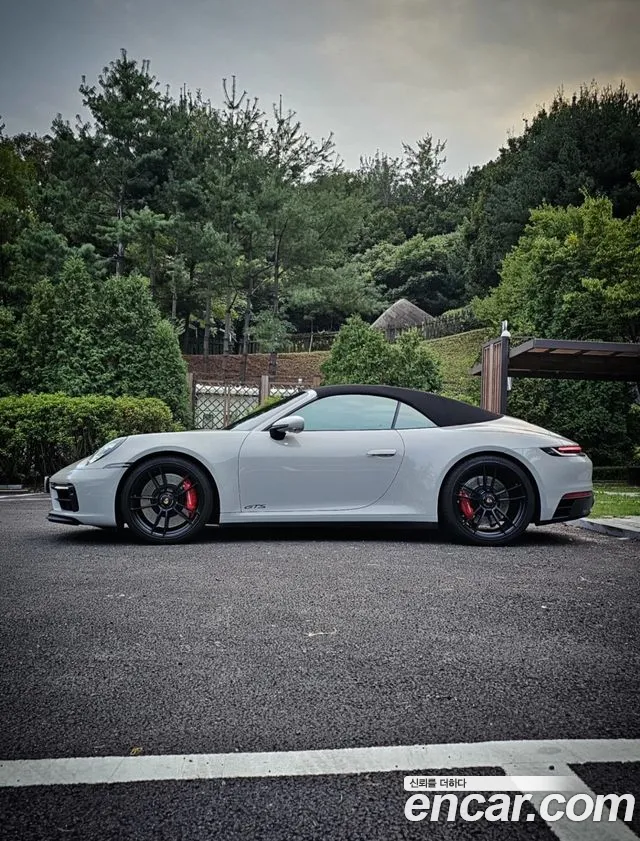 Porsche 911 2024 thumb 7