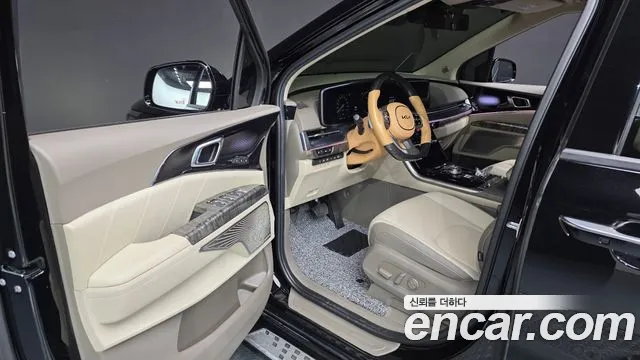 Kia Carnival 2023 thumb 10