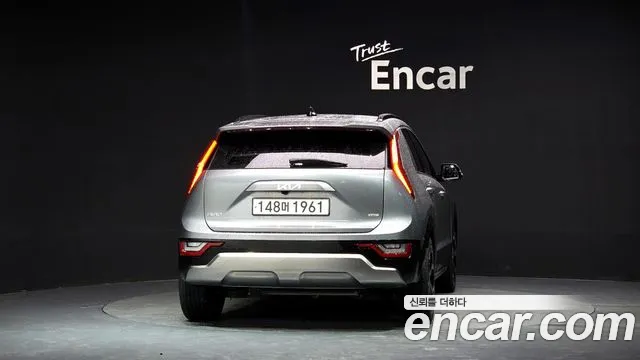 Kia Niro 2022 thumb 4
