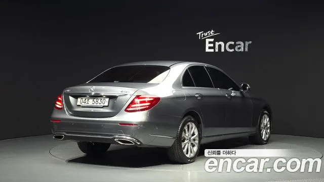 Mercedes-Benz E-Класс 2018 thumb 2