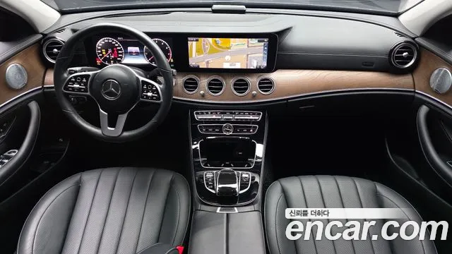Mercedes-Benz E-Класс 2018 thumb 7