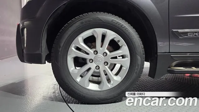 KG_Mobility_Ssangyong KORANDO 2017 thumb 5