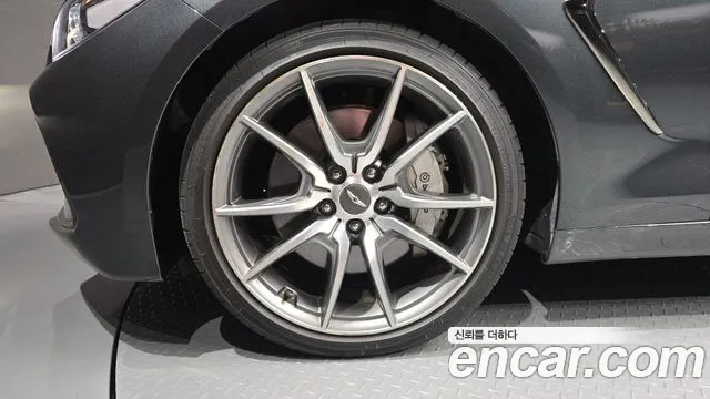Genesis G70 2018 thumb 4