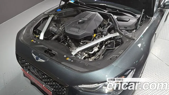 Genesis G70 2018 thumb 5