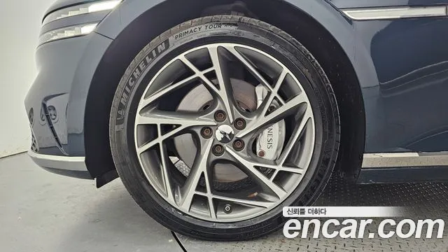 Genesis G90 2022 thumb 5