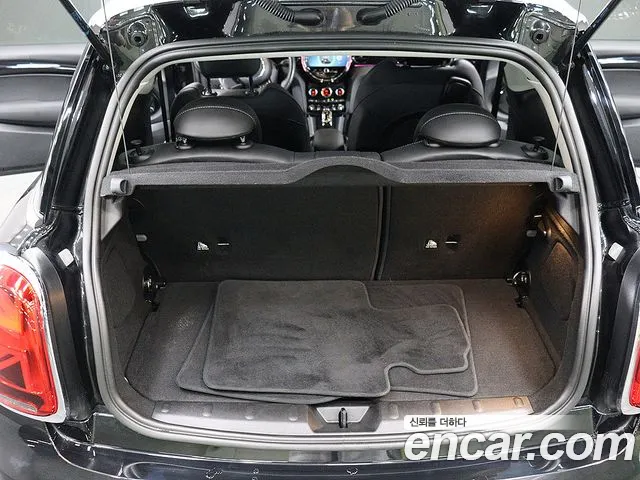 Mini Hatch 2022 thumb 5