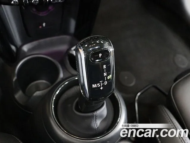 Mini Hatch 2022 thumb 8