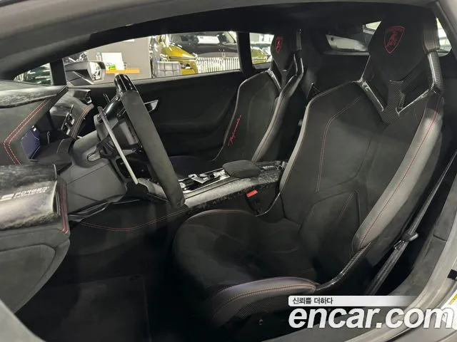 Lamborghini Huracan 2018 thumb 9
