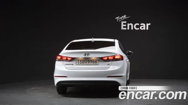 Hyundai Avante 2017 thumb 4