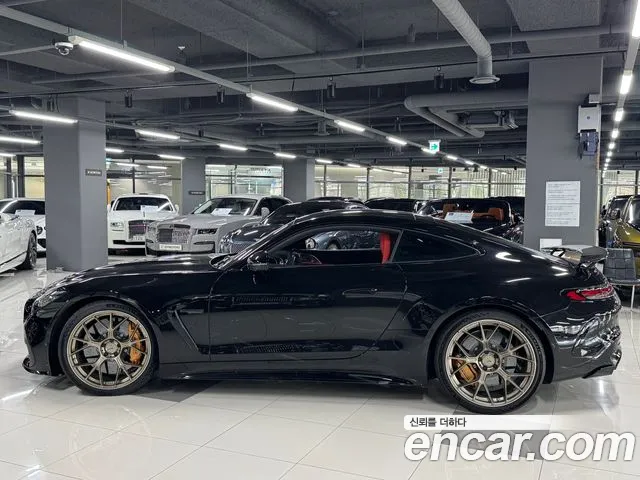 Mercedes-Benz AMG GT 2026 thumb 2