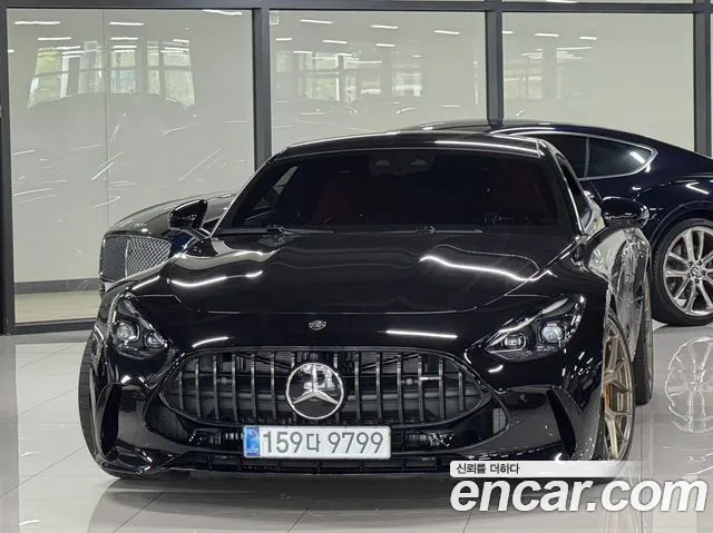 Mercedes-Benz AMG GT 2026 thumb 11