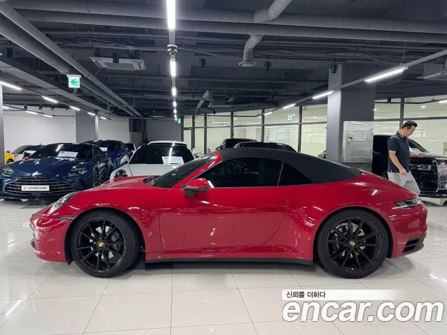 Porsche 911 2024 thumb 6