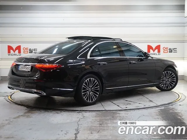 Mercedes-Benz S-Класс 2023 thumb 2