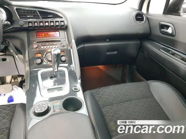 Peugeot 3008 2015 thumb 10