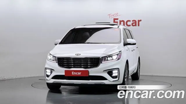 Kia Carnival 2018 thumb 3