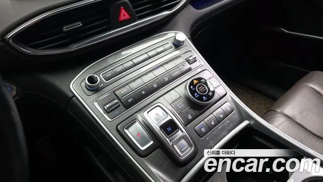 Hyundai Santa Fe 2020 thumb 9