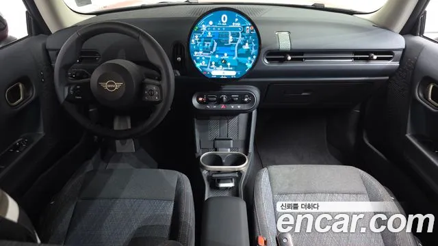 Mini Hatch 2024 thumb 6