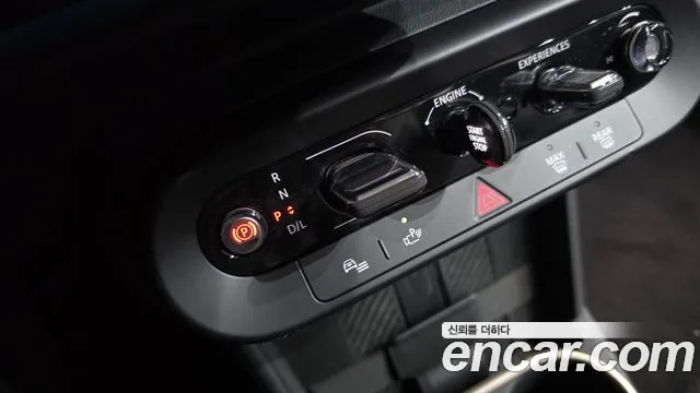 Mini Hatch 2024 thumb 8