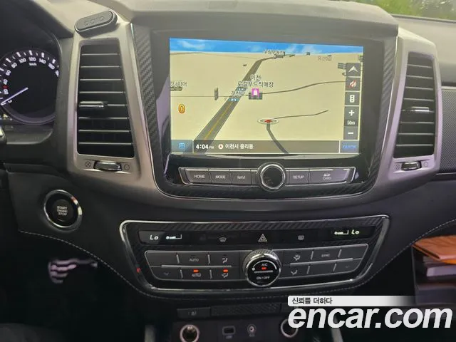KG_Mobility_Ssangyong Rexton 2019 thumb 9