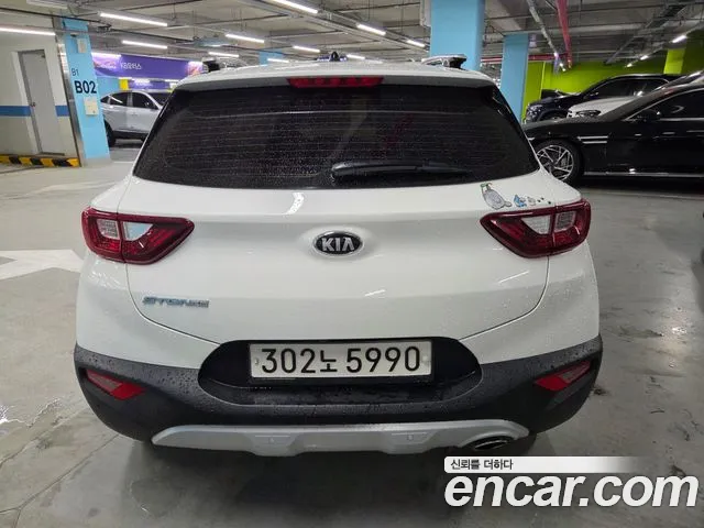 Kia Stonic 2017 thumb 4