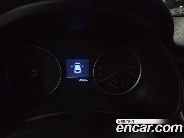 Kia Stonic 2017 thumb 8