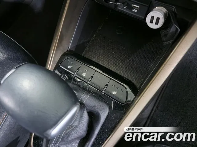 Kia Stonic 2017 thumb 9